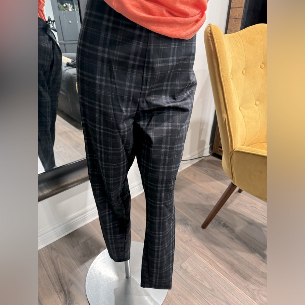 Slim pull on pant/tight